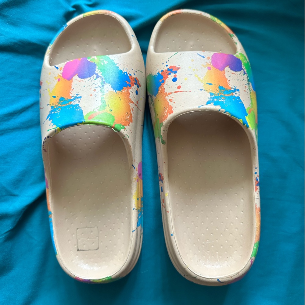 Splatter paint slides